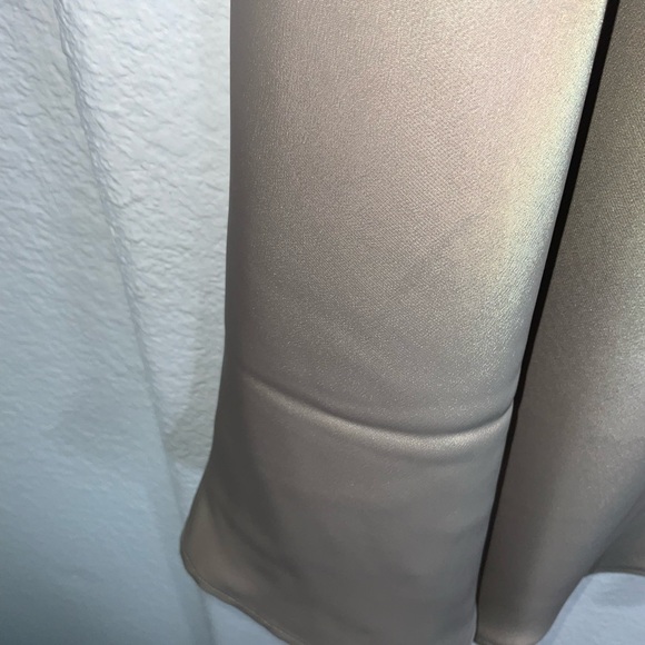 Banana Republic Cream Silk Midi Skirt - Picture 3 of 7